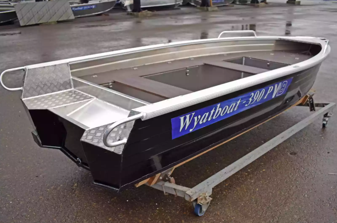 Алюминиевая лодка Wyatboat-390РМ в Красноярске