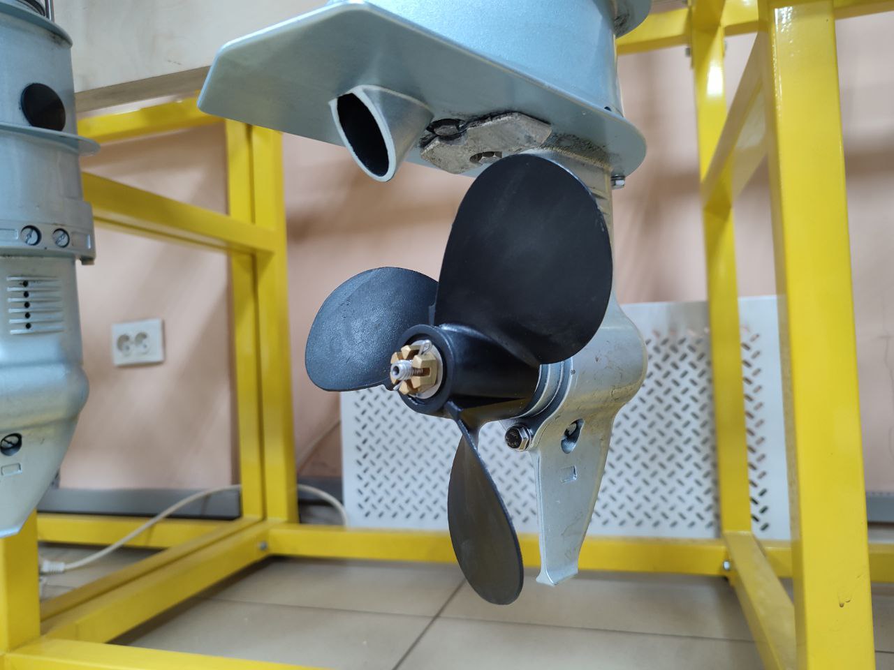 Лодочный мотор PROMAX SP6.2FHS (внешний бак 12 л) в Красноярске Лодочный мотор PROMAX SP6.2FHS (внешний бак 12 л) в Красноярске