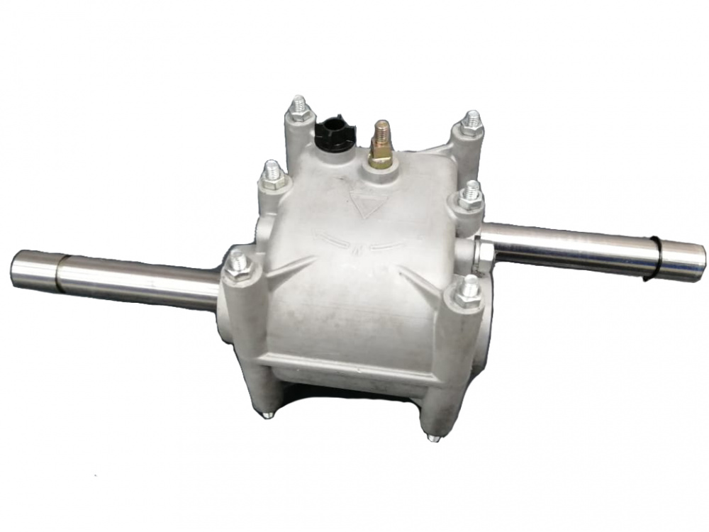 Реверс-Редуктор мотобуксировщик в Красноярске Реверс-Редуктор мотобуксировщик в Красноярске