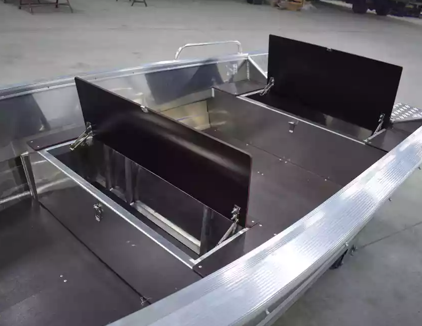 Алюминиевая лодка  Wyatboat-430 Р в Красноярске