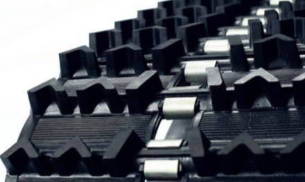 Мотобуксировщик Ураган Универсал 18 л.с. в Красноярске Мотобуксировщик Ураган Универсал 18 л.с. в Красноярске