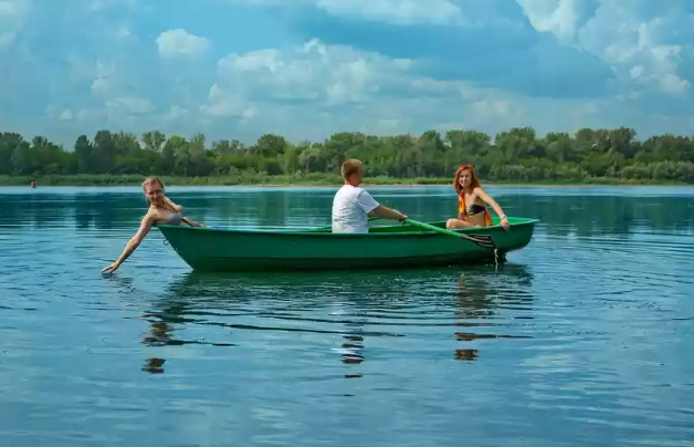 Стеклопластиковая Лодка Голавль в Красноярске