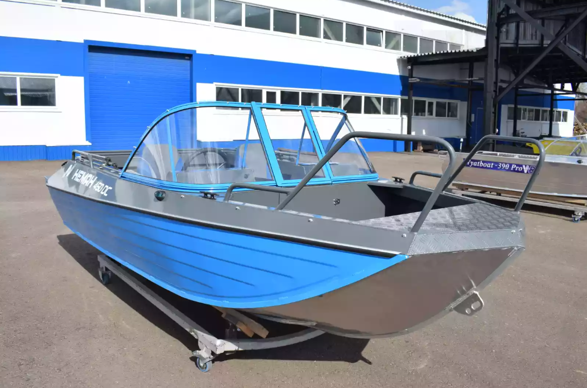 Алюминиевый катер Неман-450 DC в Красноярске Алюминиевый катер Неман-450 DC в Красноярске