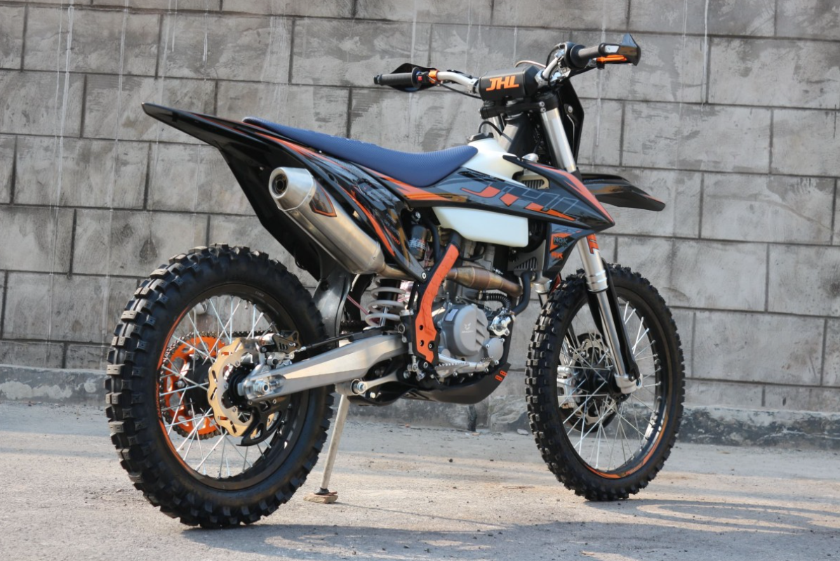 Мотоцикл JHLMOTO JHL Z6 NB300 (174MN-5) в Красноярске Мотоцикл JHLMOTO JHL Z6 NB300 (174MN-5) в Красноярске