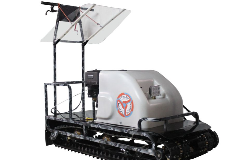 Мотобуксировщик Ураган Универсал 18 л.с. в Красноярске Мотобуксировщик Ураган Универсал 18 л.с. в Красноярске