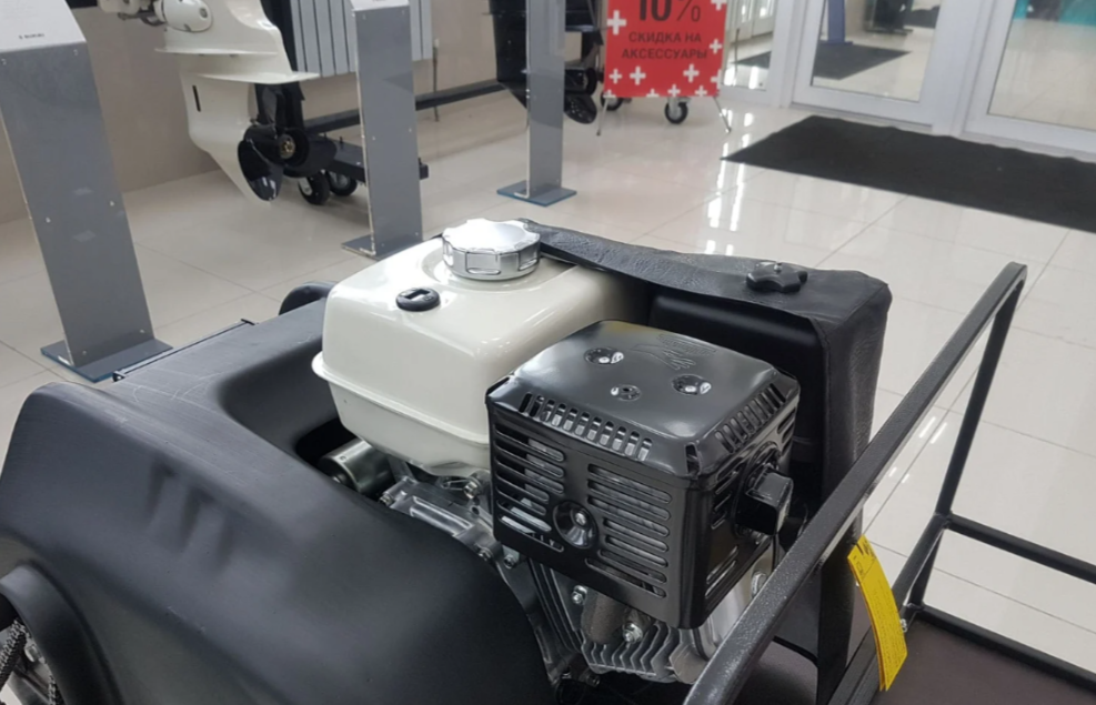 Мотобуксировщик PAXUS 650 13 л.с. HONDA в Красноярске Мотобуксировщик PAXUS 650 13 л.с. HONDA в Красноярске