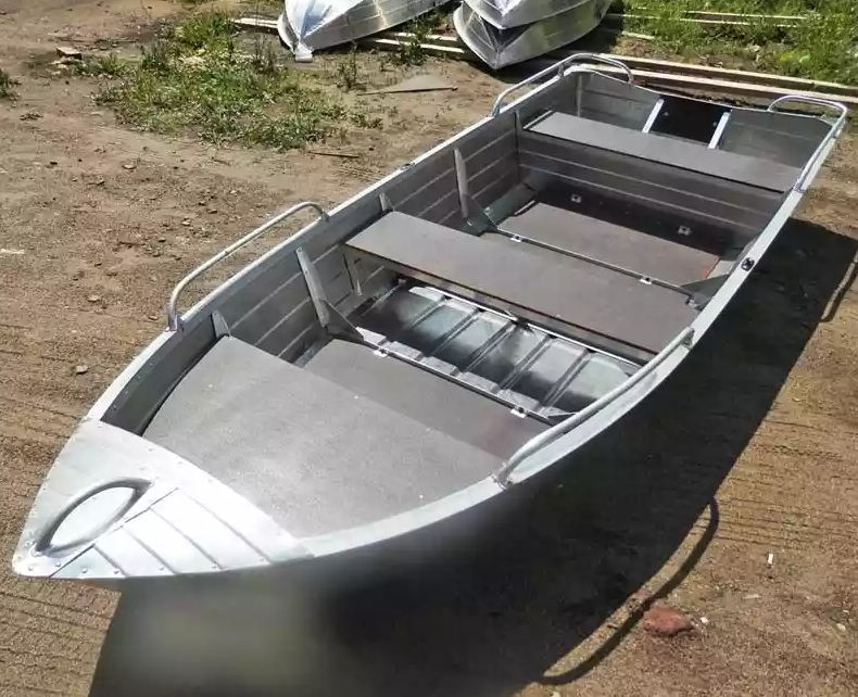 Алюминиевая лодка Вятка-Профи 37 в Красноярске
