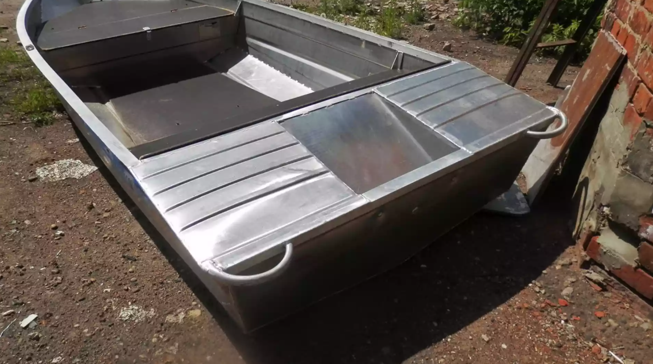 Алюминиевая лодка Вятка-Профи Вариант в Красноярске