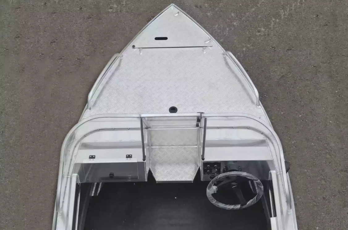 Алюминиевая лодка  Neman-400 PRO в Красноярске