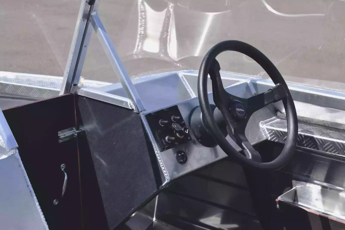 Алюминиевый катер Wyatboat-390 DCM в Красноярске