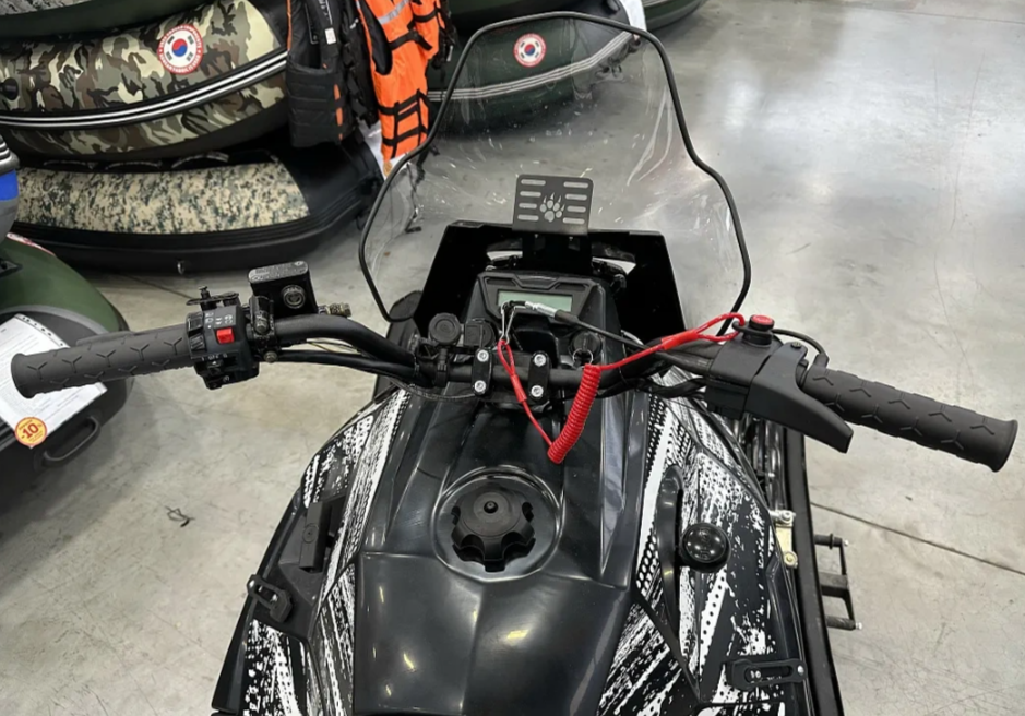 СНЕГОХОД IRBIS SF200L XE SUPERLONG в Красноярске СНЕГОХОД IRBIS SF200L XE SUPERLONG в Красноярске