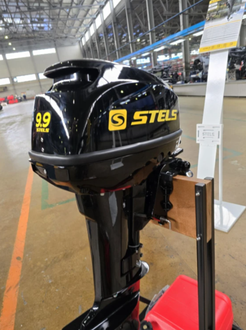 Лодочный мотор STELS 9.9HP в Красноярске Лодочный мотор STELS 9.9HP в Красноярске