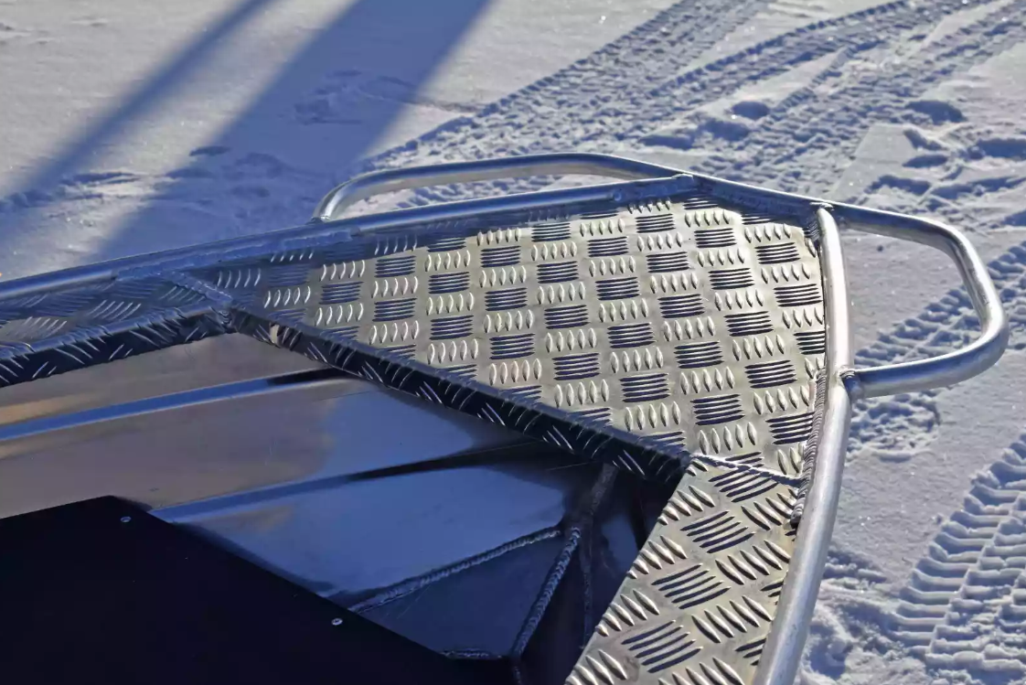 Алюминиевая лодка Wyatboat-370 РМ в Красноярске Алюминиевая лодка Wyatboat-370 РМ в Красноярске