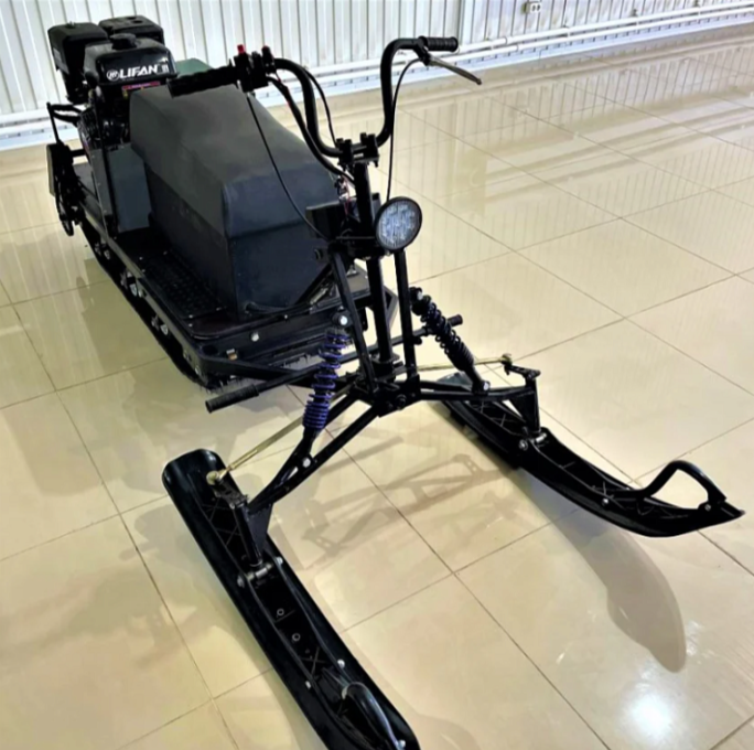 Мотобуксировщик ЕНОТ 4М в Красноярске Мотобуксировщик ЕНОТ 4М в Красноярске