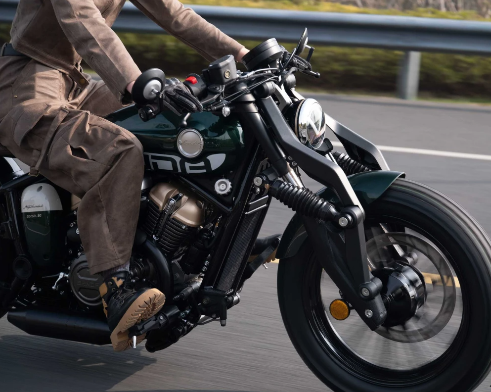 Мотоцикл Benda Napoleon 250 в Красноярске Мотоцикл Benda Napoleon 250 в Красноярске