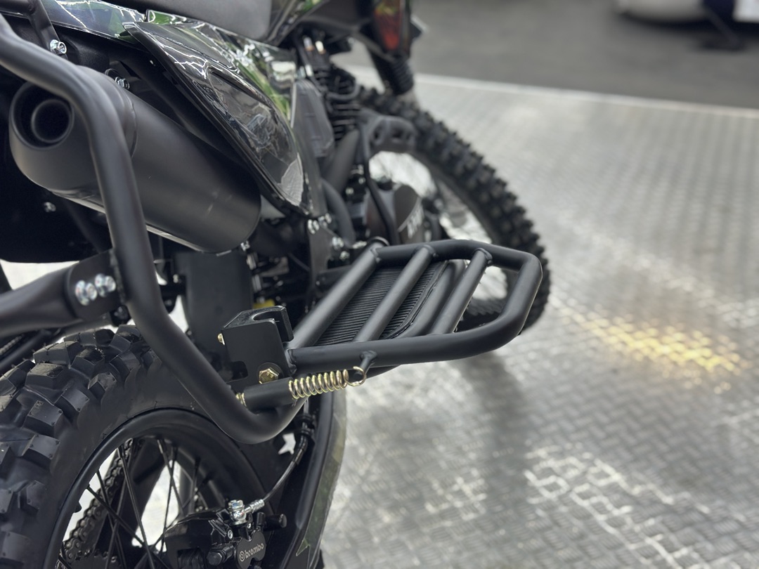 Кроссовый мотоцикл PROMAX ARMY 250 в Красноярске Кроссовый мотоцикл PROMAX ARMY 250 в Красноярске