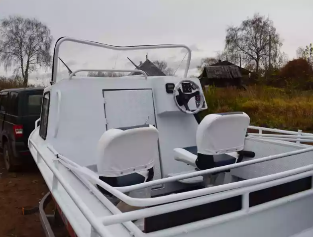 Алюминиевый катер Неман-500 (каютный) в Красноярске