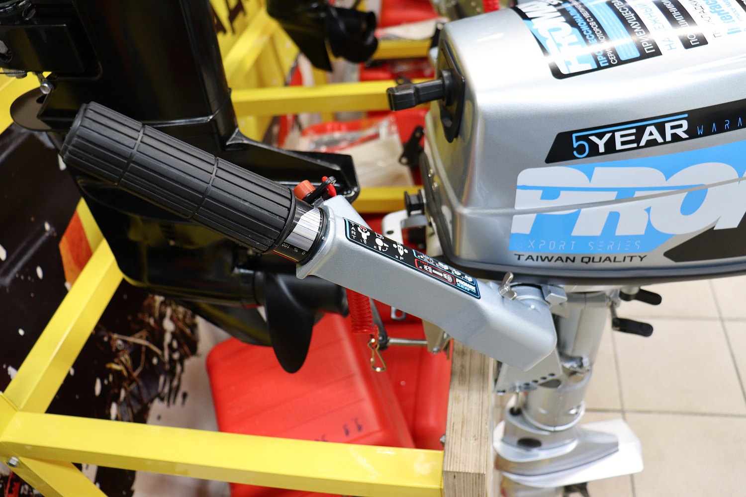 Лодочный мотор PROMAX SP5FHS (внешний бак 12 л) в Красноярске