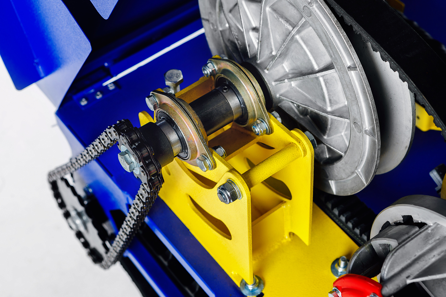 МОТОБУКСИРОВЩИК SNOW DOG 15 л.с. в Красноярске МОТОБУКСИРОВЩИК SNOW DOG 15 л.с. в Красноярске