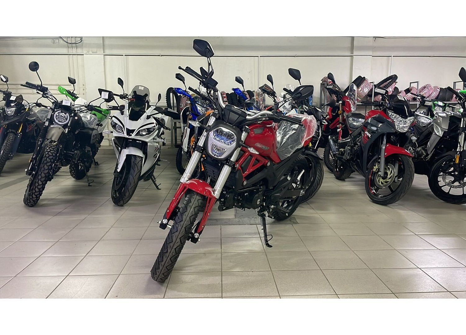 Мотоцикл VMC Monster - 250сс (replica Ducati Monster), дисковый тормоз, баланс. вал. в Красноярске Мотоцикл VMC Monster - 250сс (replica Ducati Monster), дисковый тормоз, баланс. вал. в Красноярске