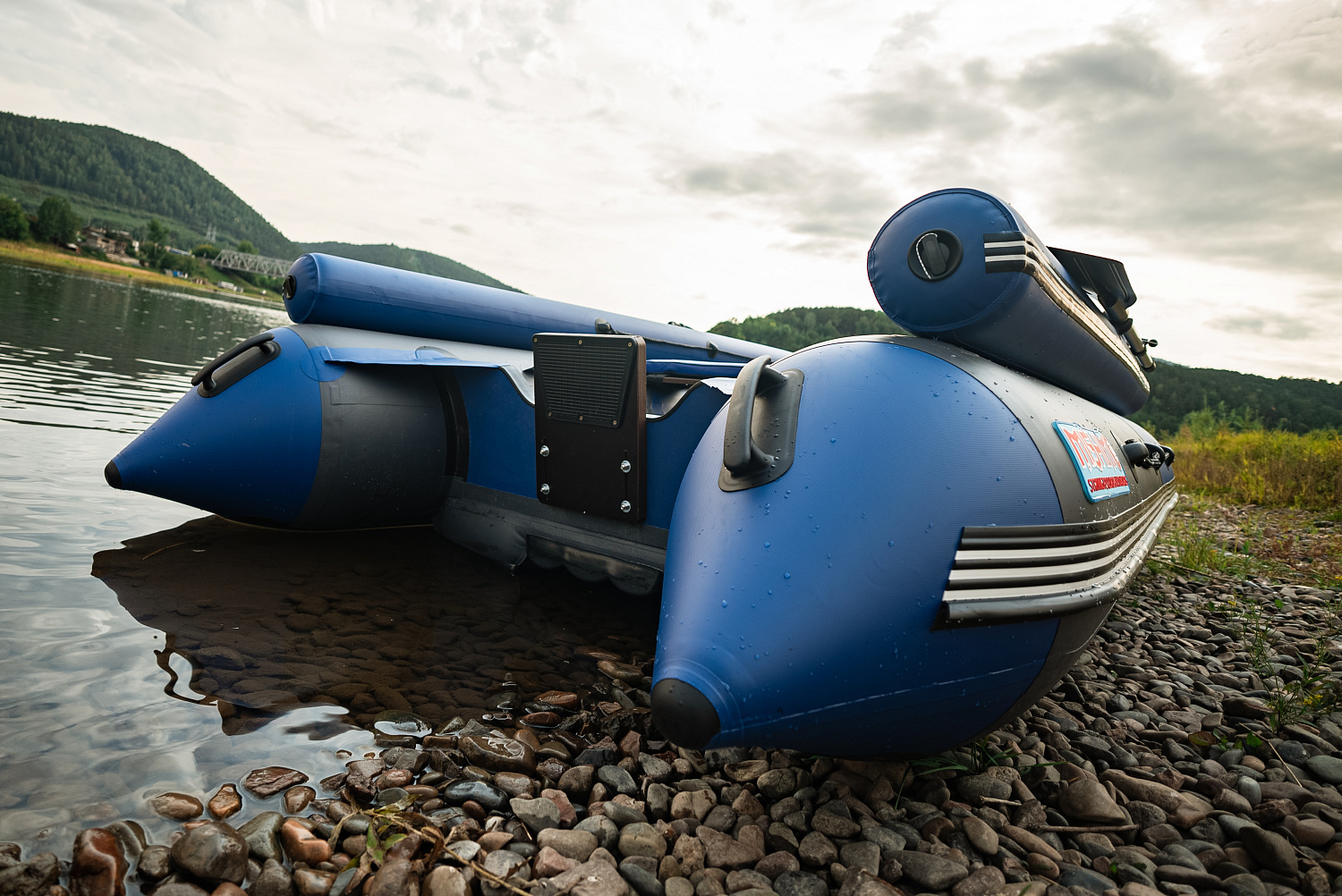 Лодка MISHIMO RIVER FJET PRO 470 под водомет в Красноярске