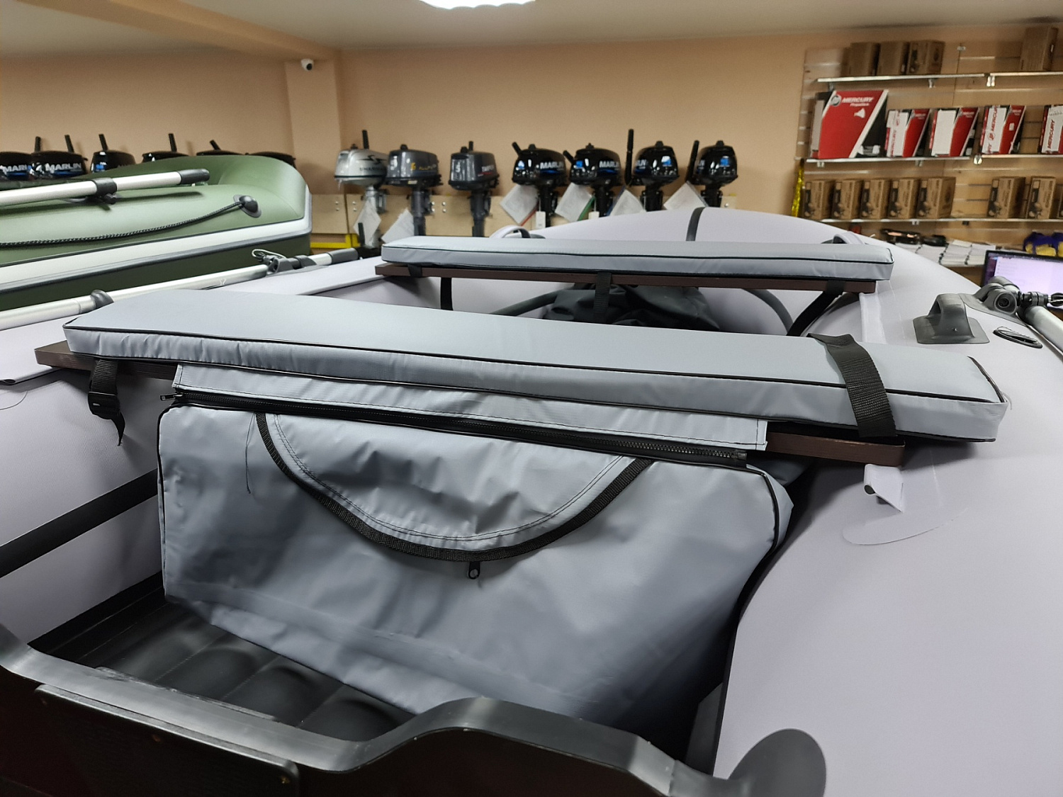 КОМПЛЕКТ МЯГКИХ НАКЛАДОК С СУМКОЙ ДЛЯ ЛОДОК 110Х20 СЕРЫЙ в Красноярске КОМПЛЕКТ МЯГКИХ НАКЛАДОК С СУМКОЙ ДЛЯ ЛОДОК 110Х20 СЕРЫЙ в Красноярске