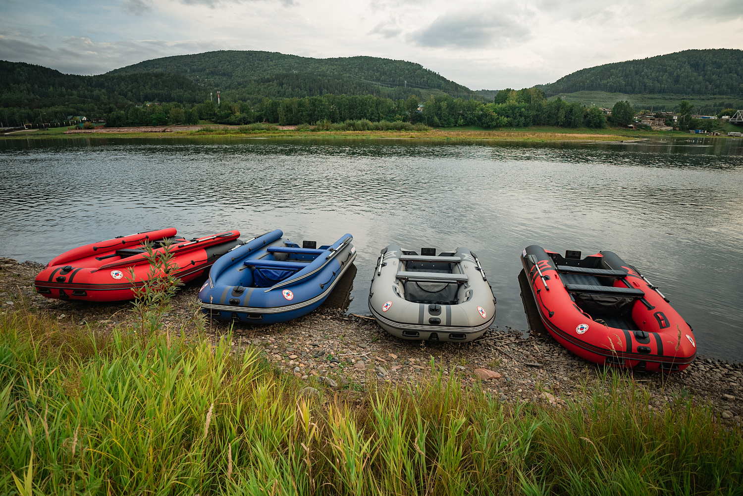 Лодка MISHIMO RIVER FJET PRO 470 под водомет в Красноярске