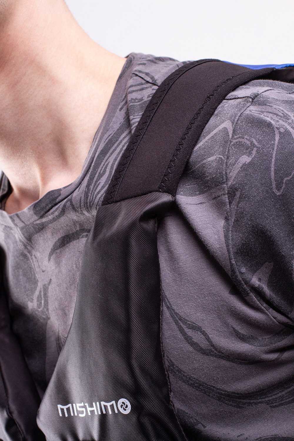 Жилет спасательный MISHIMO PRO Премиум качества Черно-синий в Красноярске Жилет спасательный MISHIMO PRO Премиум качества Черно-синий в Красноярске