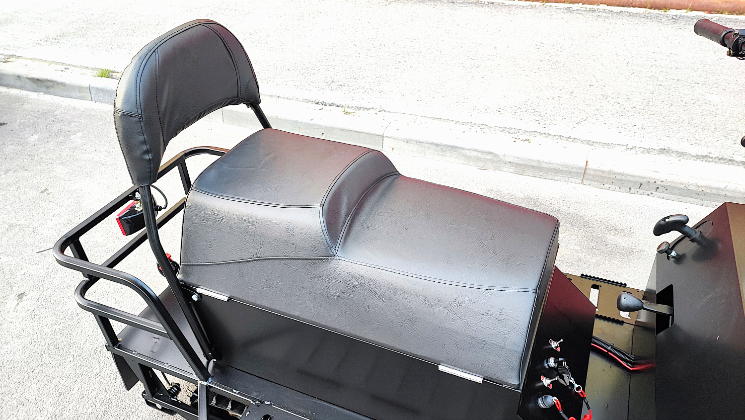 Снегоход PROMAX YAKUT 500 2.0 4T 29 в Красноярске Снегоход PROMAX YAKUT 500 2.0 4T 29 в Красноярске