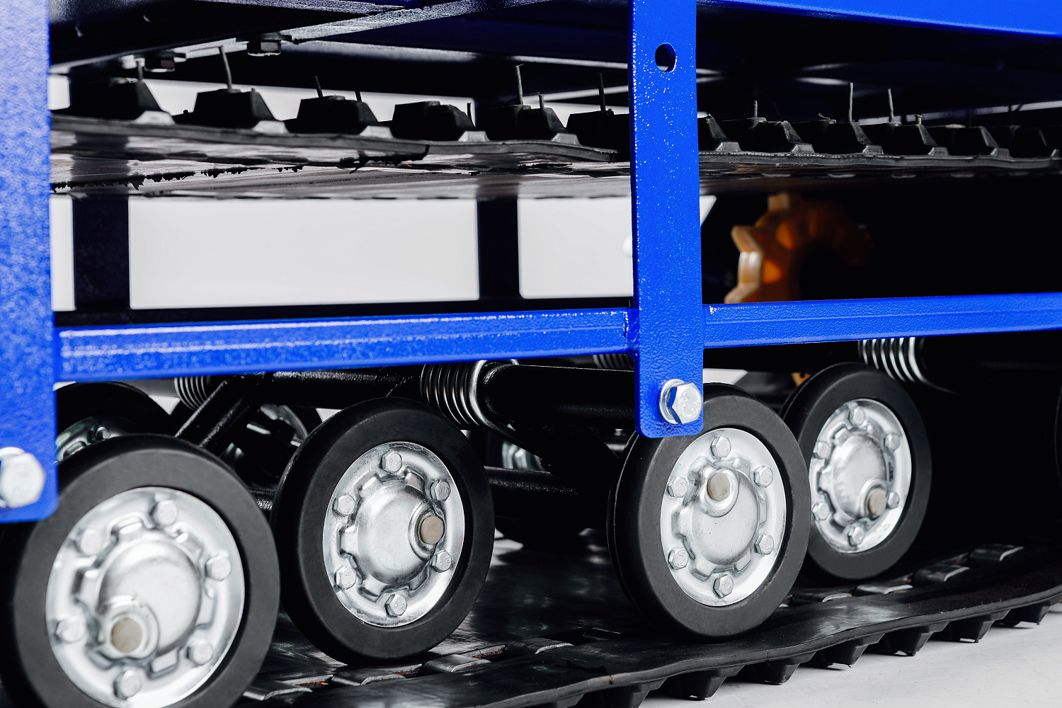 МОТОБУКСИРОВЩИК SNOW DOG 15 л.с. в Красноярске МОТОБУКСИРОВЩИК SNOW DOG 15 л.с. в Красноярске