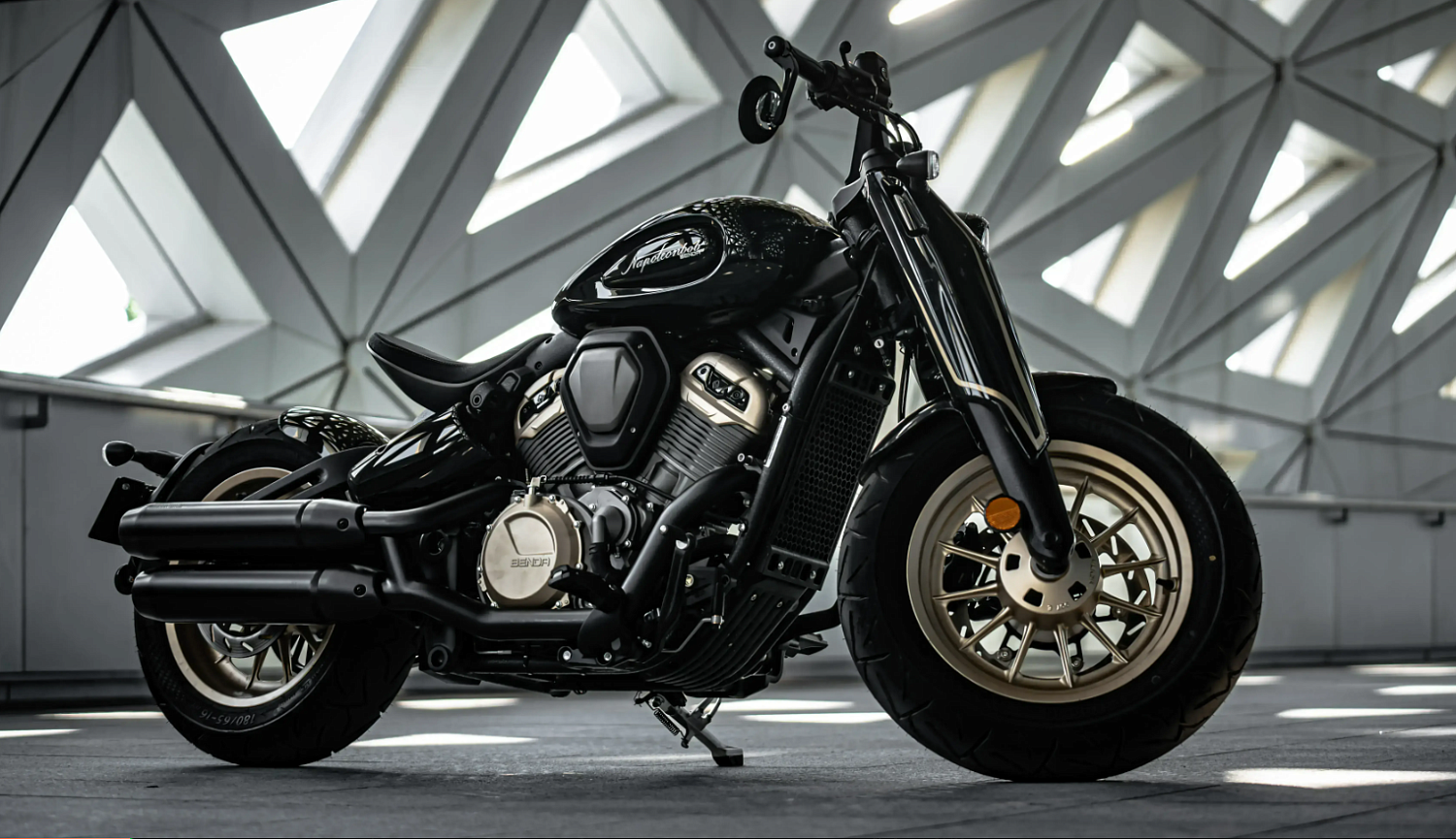 Мотоцикл Benda Napoleon 500 в Красноярске Мотоцикл Benda Napoleon 500 в Красноярске