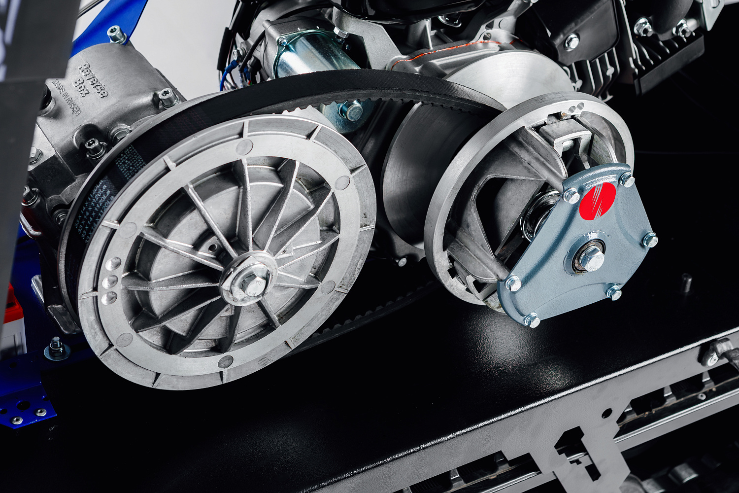 МОТОБУКСИРОВЩИК IKUDZO LONG 2.0 1700/500 EKR15 в Красноярске МОТОБУКСИРОВЩИК IKUDZO LONG 2.0 1700/500 EKR15 в Красноярске