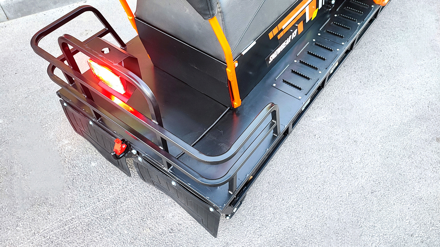 Снегоход PROMAX SNOWBEAR V3 650 2T в Красноярске Снегоход PROMAX SNOWBEAR V3 650 2T в Красноярске