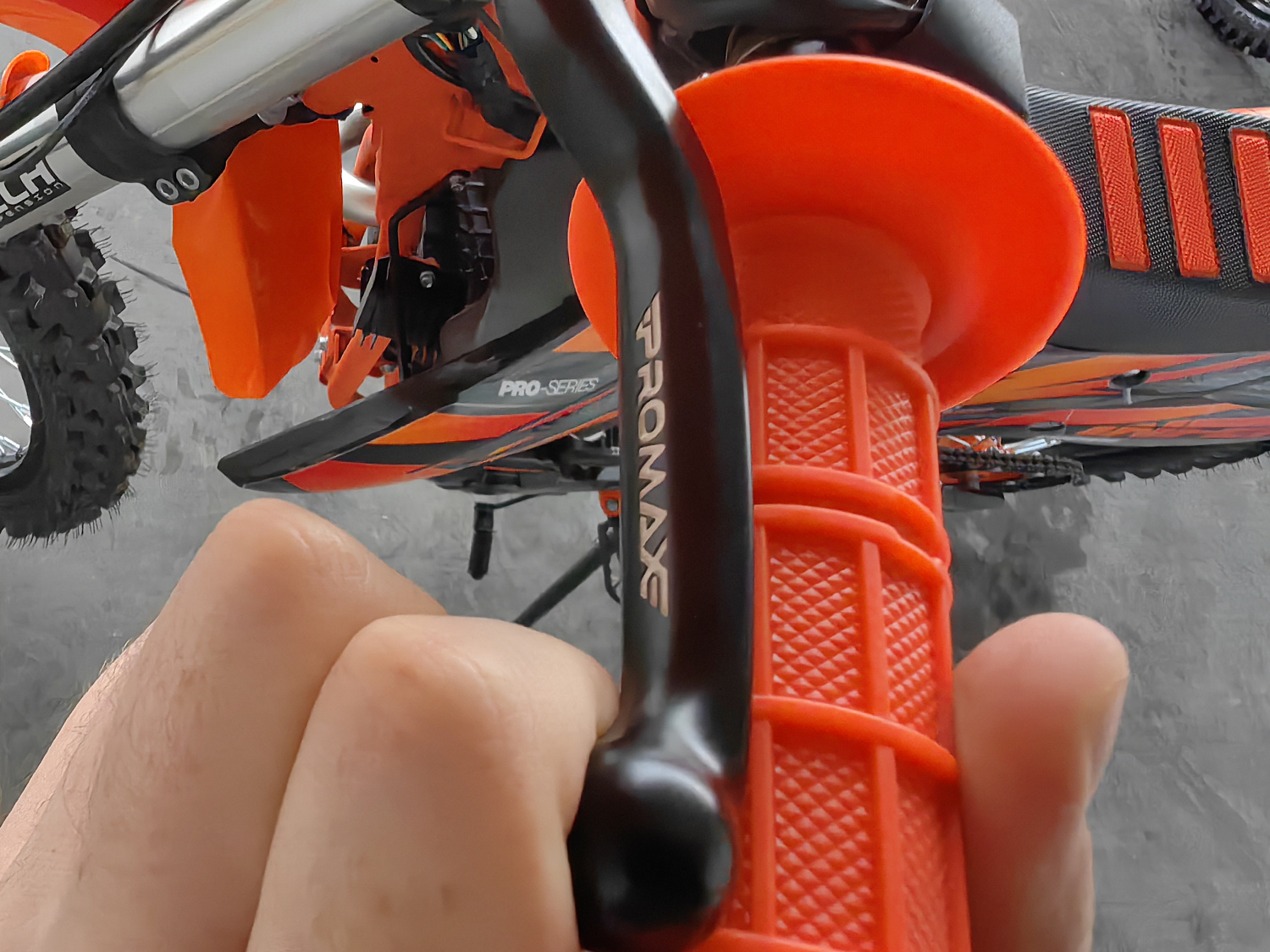 Кроссовый мотоцикл PROMAX INFERNO 380 (4 valves, 6 gears) в Красноярске Кроссовый мотоцикл PROMAX INFERNO 380 (4 valves, 6 gears) в Красноярске