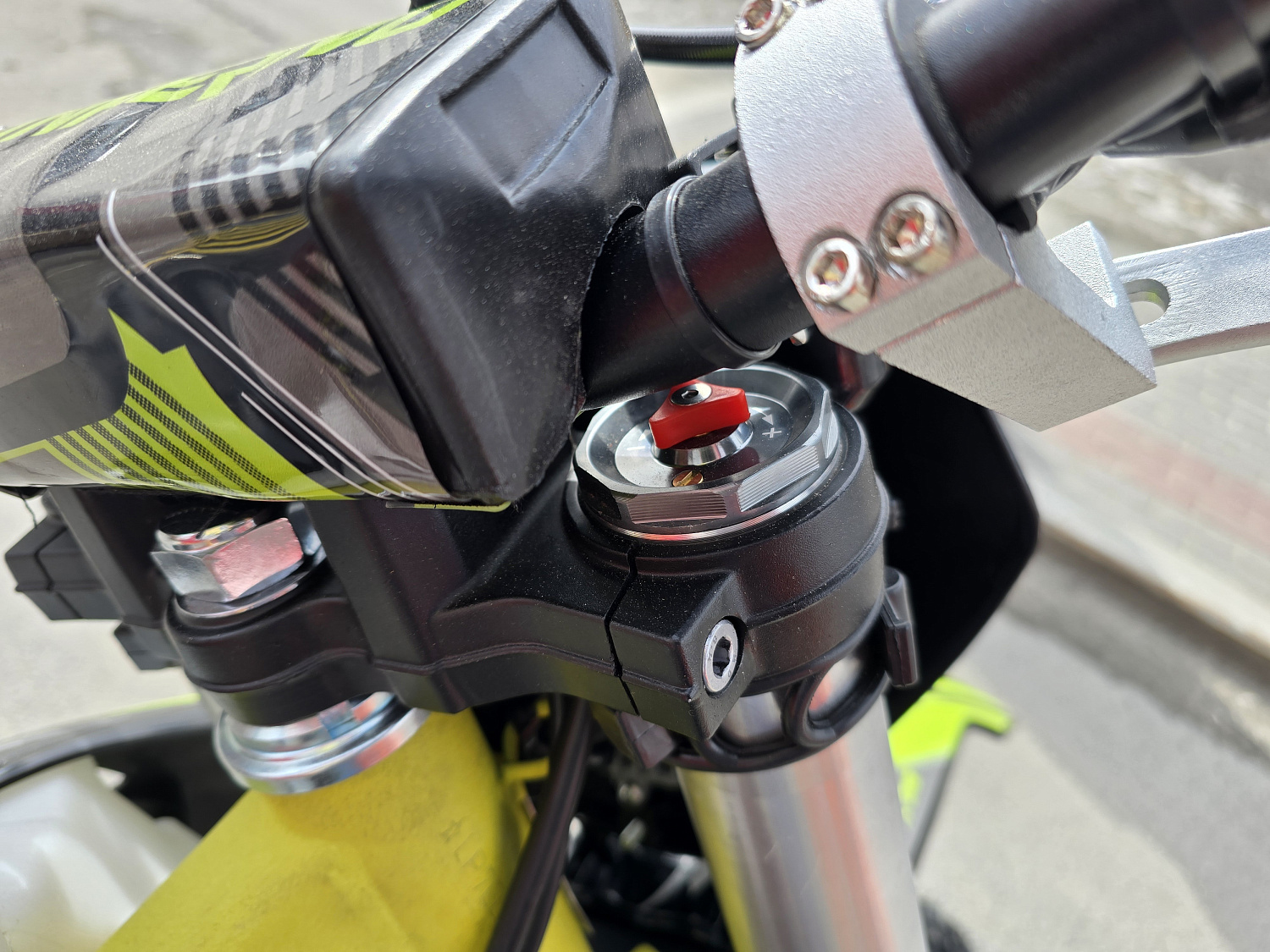 Кроссовый мотоцикл PROMAX INFERNO 380 (4 valves, 5 gears) в Красноярске